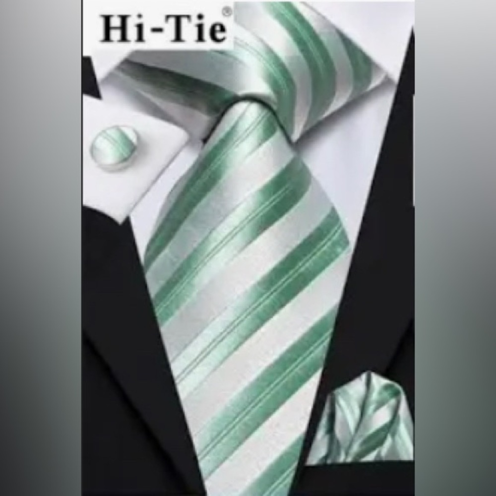 Hi-Tie Silk Tie, Handkerchief & Cufflink set